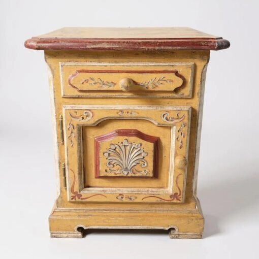 Italian lacquered,  and hand painted nightstands - Image 2
