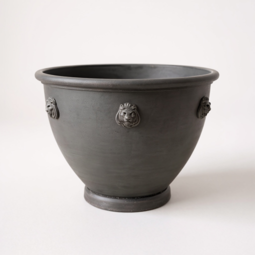Pair of Classic Lead Lion Head Planters - Image 3