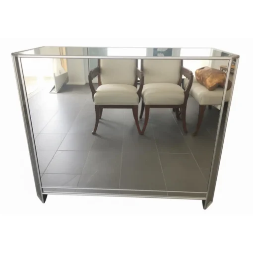 Elegant Hollywood Regency Mirrored Chest of Drawers/Dresser - Image 3