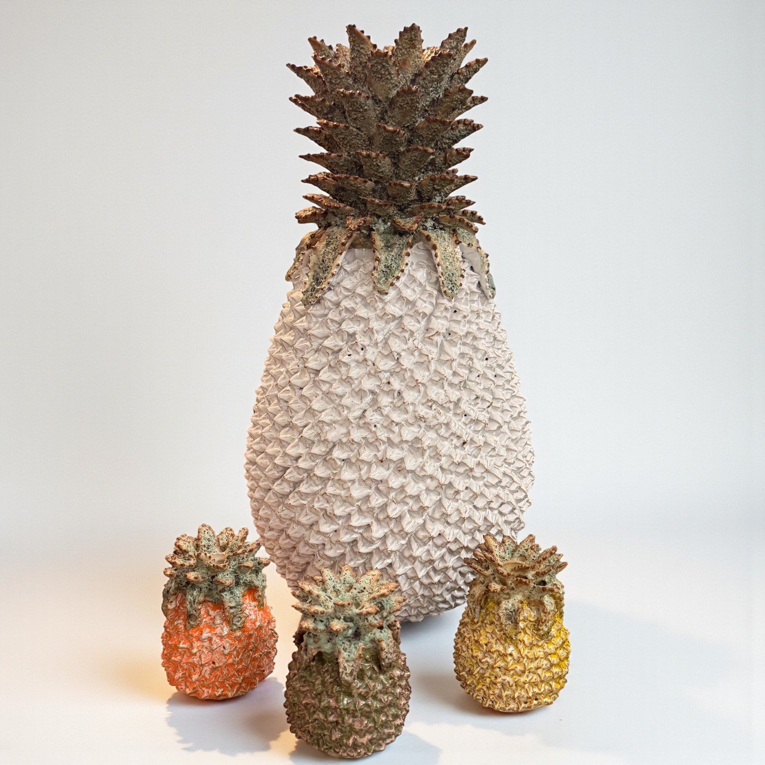 Large Ceramic Pineapple Vase - Image 2