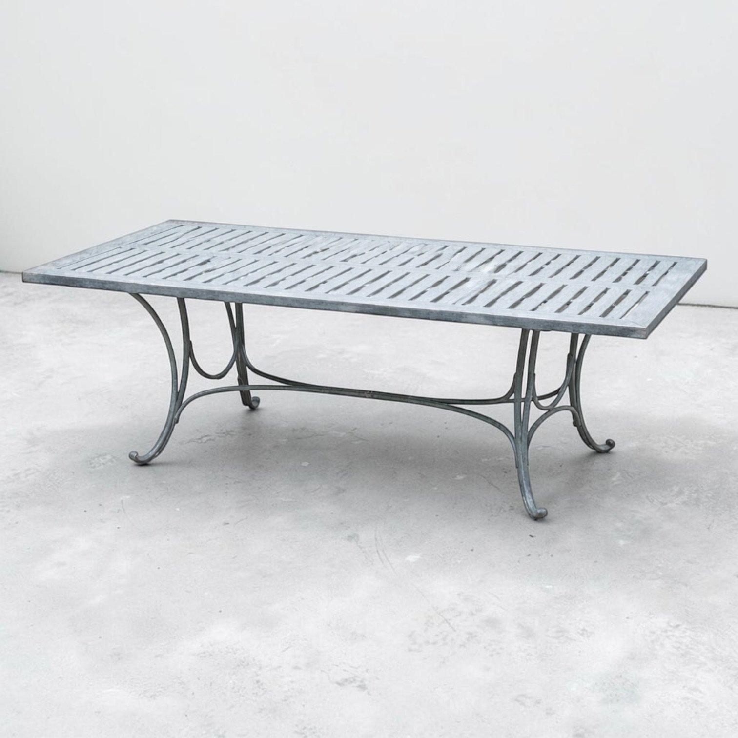 Garden English Steel Table and Chairs - Image 8